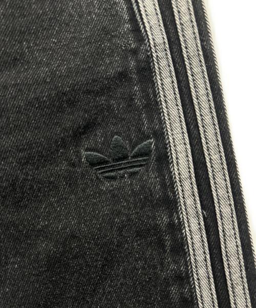 adidas（アディダス）adidas (アディダス) デニムパンツ ブラック サイズ:32の古着・服飾アイテム