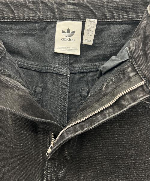 adidas（アディダス）adidas (アディダス) デニムパンツ ブラック サイズ:32の古着・服飾アイテム