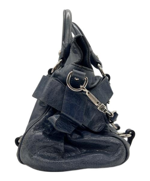 MIU MIU（ミュウミュウ）MIU MIU (ミュウミュウ) サイドリボン2WAYバッグ ネイビーの古着・服飾アイテム