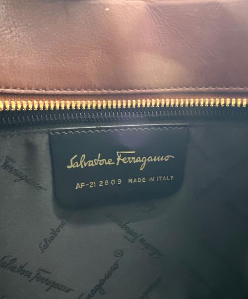 Salvatore Ferragamo（サルヴァトーレ フェラガモ）Salvatore Ferragamo (サルヴァトーレ フェラガモ) 型押しレザートートバッグ ブラウンの古着・服飾アイテム