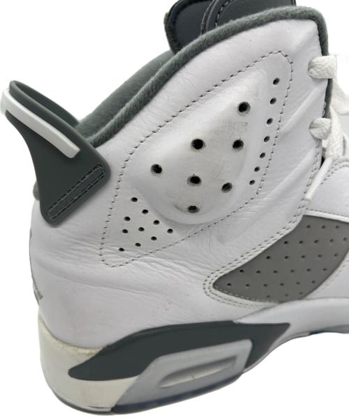 NIKE（ナイキ）NIKE (ナイキ) ハイカットスニーカー ホワイト サイズ:27.5の古着・服飾アイテム