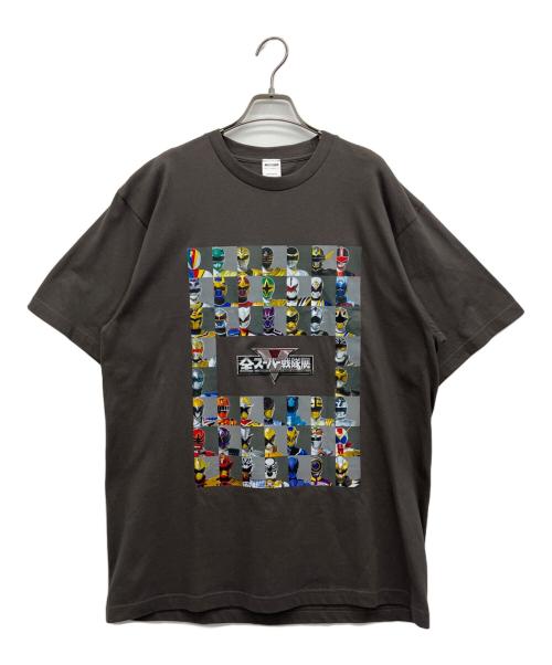 全スーパー戦隊展（ゼンスーパーセンタイテン）全スーパー戦隊展 (ゼンスーパーセンタイテン) 半袖カットソー グレー サイズ:XLの古着・服飾アイテム