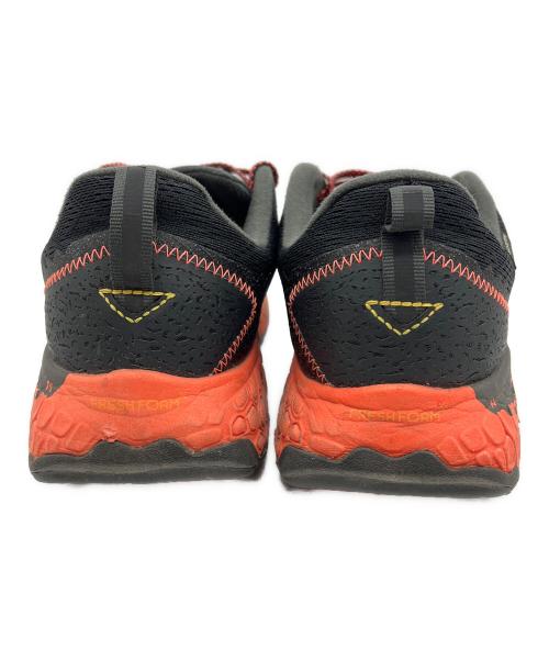 NEW BALANCE（ニューバランス）NEW BALANCE (ニューバランス) Fresh Foam X Hierro v7 GTX ブラック×オレンジ サイズ:25.5の古着・服飾アイテム