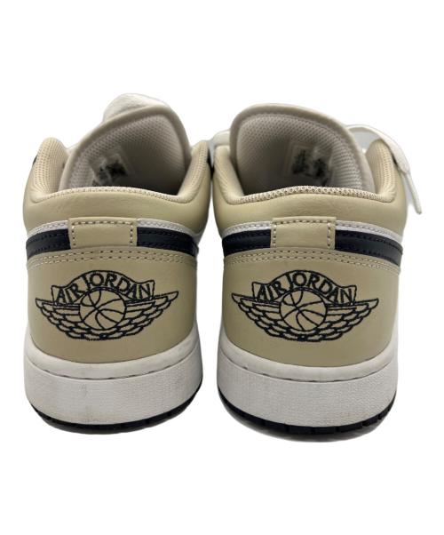 NIKE（ナイキ）NIKE (ナイキ) ローカットスニーカー ホワイト×ベージュ サイズ:28の古着・服飾アイテム