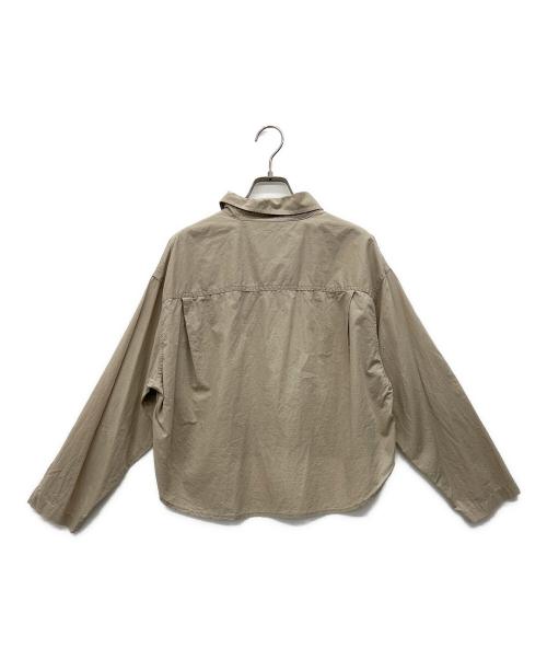 solamonat poche（ソラモナ ポッシェ）solamonat poche (ソラモナ ポッシェ) 長袖ブラウス ベージュ サイズ:‐の古着・服飾アイテム