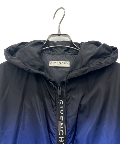 GIVENCHY（ジバンシィ）GIVENCHY (ジバンシィ) ウインドブレーカー グリーン×ブルー サイズ:44の古着・服飾アイテム