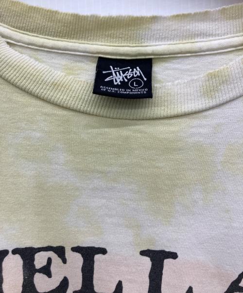 stussy（ステューシー）stussy (ステューシー) Tシャツ ホワイト×イエロー サイズ:Lの古着・服飾アイテム