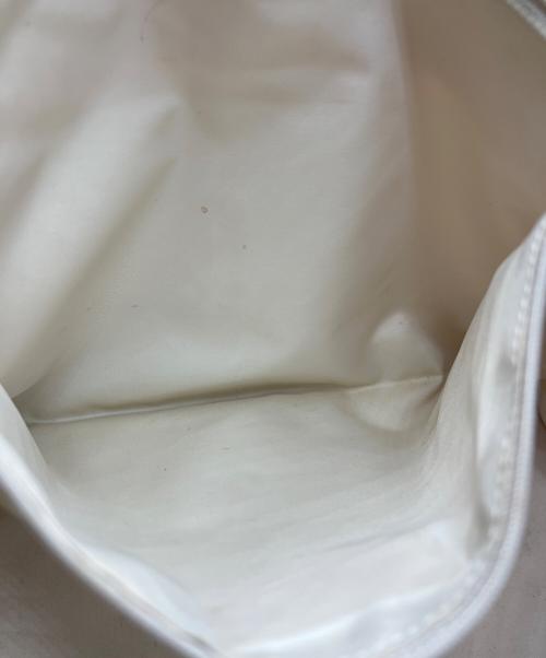 CHANEL（シャネル）CHANEL (シャネル) ニュートラベルライントートバッグ ベージュの古着・服飾アイテム