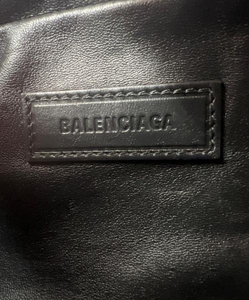 BALENCIAGA（バレンシアガ）BALENCIAGA (バレンシアガ) チェーンショルダーバッグ オレンジの古着・服飾アイテム
