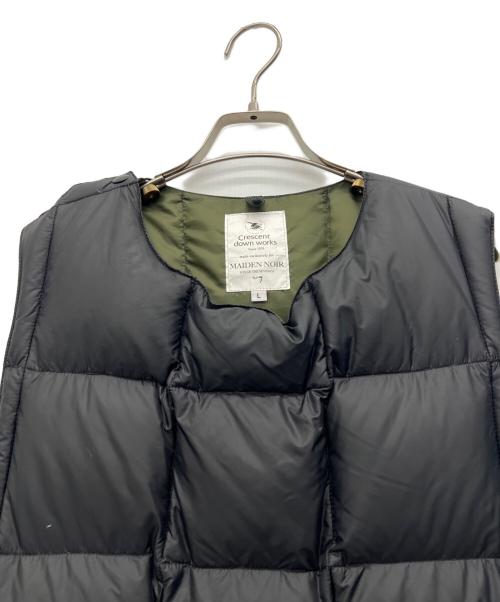 Crescent Down Works（クレセントダウンワークス）Crescent Down Works (クレセントダウンワークス) MAIDEN NOIR (メイデン ノワール) ダウンベスト ブラック×グリーン サイズ:Lの古着・服飾アイテム