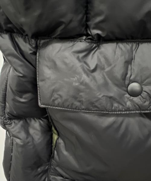 Crescent Down Works（クレセントダウンワークス）Crescent Down Works (クレセントダウンワークス) MAIDEN NOIR (メイデン ノワール) ダウンベスト ブラック×グリーン サイズ:Lの古着・服飾アイテム