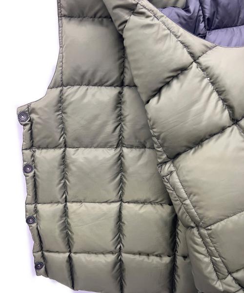 Crescent Down Works（クレセントダウンワークス）Crescent Down Works (クレセントダウンワークス) MAIDEN NOIR (メイデン ノワール) ダウンベスト ブラック×グリーン サイズ:Lの古着・服飾アイテム