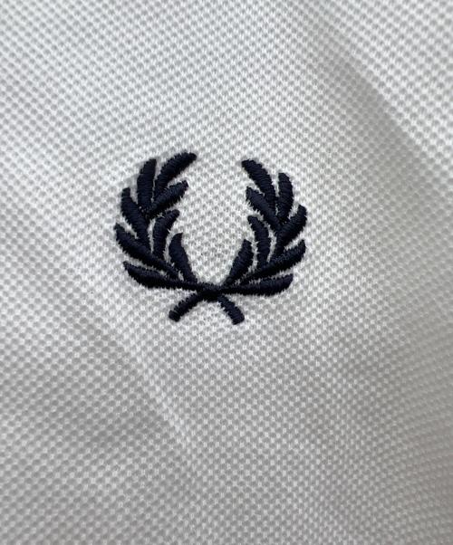 FRED PERRY（フレッドペリー）FRED PERRY (フレッドペリー) 長袖ポロシャツ ホワイト サイズ:Lの古着・服飾アイテム