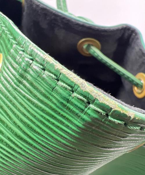 LOUIS VUITTON（ルイ ヴィトン）LOUIS VUITTON (ルイ ヴィトン) 巾着ショルダーバッグ ノエ エピ グリーンの古着・服飾アイテム