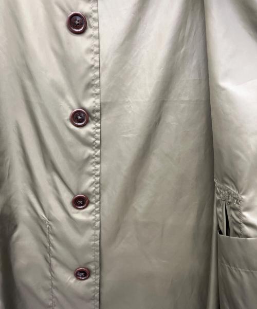 FRED PERRY（フレッドペリー）FRED PERRY (フレッドペリー) コート カーキ サイズ:Mの古着・服飾アイテム