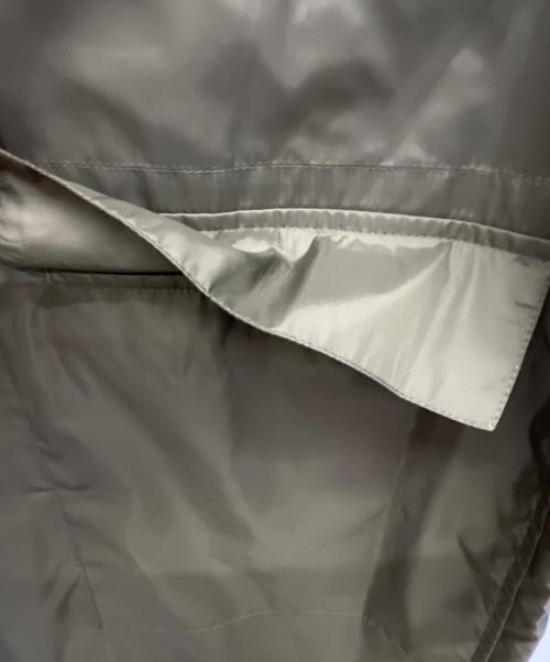 FRED PERRY（フレッドペリー）FRED PERRY (フレッドペリー) コート カーキ サイズ:Mの古着・服飾アイテム