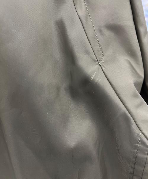 FRED PERRY（フレッドペリー）FRED PERRY (フレッドペリー) コート カーキ サイズ:Mの古着・服飾アイテム