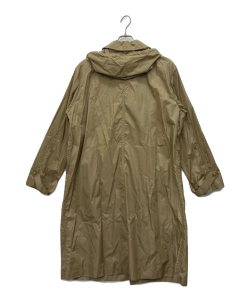 Traditional Weatherwear（トラディショナルウェザーウェア）Traditional Weatherwear (トラディショナルウェザーウェア) ナイロンコート ベージュ サイズ:40の古着・服飾アイテム