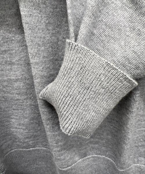 JOHNSTONS OF ELGIN（ジョンストンズオブエルガン）JOHNSTONS OF ELGIN (ジョンストンズオブエルガン) 薄手ニット グレー サイズ:42の古着・服飾アイテム