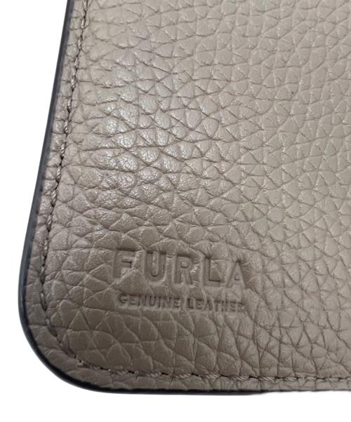 FURLA（フルラ）FURLA (フルラ) 2つ折り財布 ベージュの古着・服飾アイテム