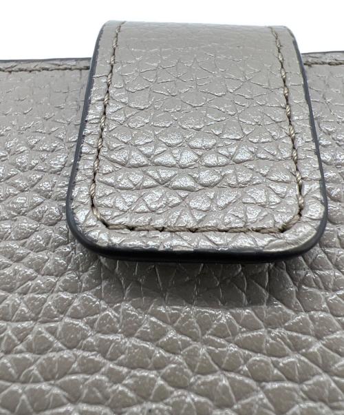 FURLA（フルラ）FURLA (フルラ) 2つ折り財布 ベージュの古着・服飾アイテム