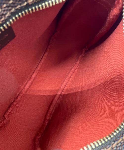 LOUIS VUITTON（ルイ ヴィトン）LOUIS VUITTON (ルイ ヴィトン) トゥルース・メイクアップ ブラウンの古着・服飾アイテム