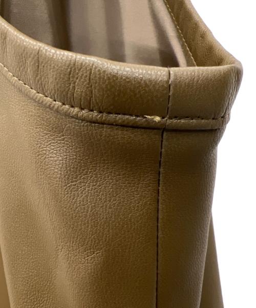 AEWEN MATOPH（イウエン マトフ）AEWEN MATOPH (イウエン マトフ) レザーライク シャツテール ワンピース ブラウン サイズ:38の古着・服飾アイテム