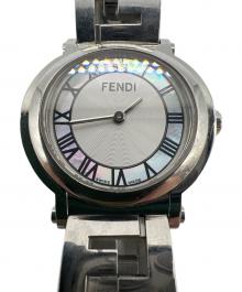 FENDI（フェンディ）の古着「腕時計 クアドロ クォーツ」