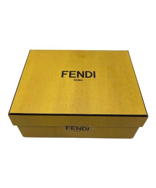 FENDI（フェンディ）FENDI (フェンディ) 2つ折り財布 ピンクの古着・服飾アイテム