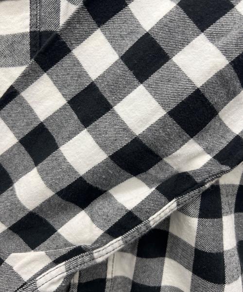 CarHartt（カーハート）CarHartt (カーハート) ネルシャツ ブラック×ホワイト サイズ:Mの古着・服飾アイテム