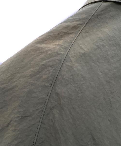 DESCENTE（デサント）DESCENTE (デサント) ナイロンジャケット オリーブ サイズ:Mの古着・服飾アイテム