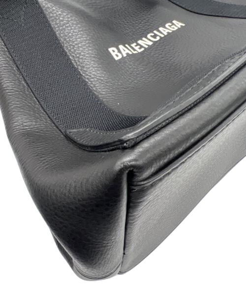 BALENCIAGA（バレンシアガ）BALENCIAGA (バレンシアガ) ハンドバッグ 	ネイビーカバス ブラックの古着・服飾アイテム