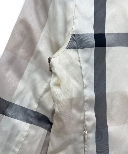 BLUE LABEL CRESTBRIDGE（ブルーレーベルクレストブリッジ）BLUE LABEL CRESTBRIDGE (ブルーレーベルクレストブリッジ) リバーシブルダウンジャケット ピンク サイズ:38の古着・服飾アイテム