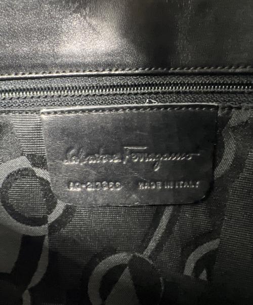 Salvatore Ferragamo（サルヴァトーレ フェラガモ）Salvatore Ferragamo (サルヴァトーレ フェラガモ) ガンチーニスウェードホーボーバッグ ブラックの古着・服飾アイテム