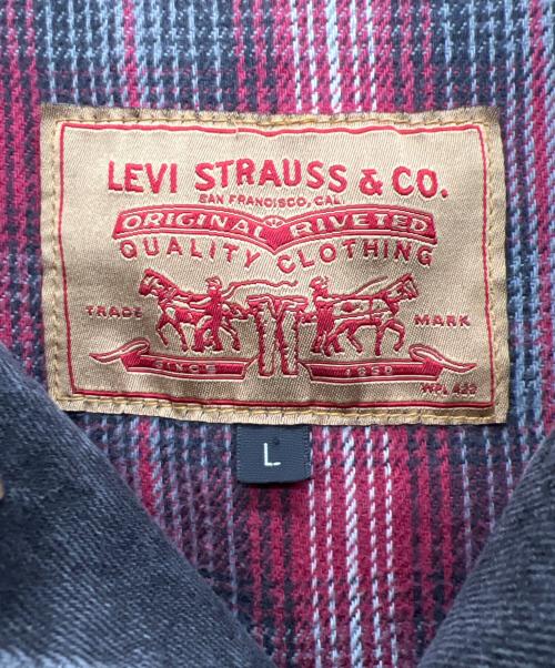 LEVI'S（リーバイス）LEVI'S (リーバイス) デニムジャケット ブラック サイズ:Lの古着・服飾アイテム