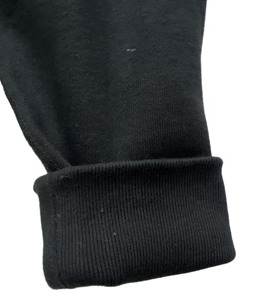 PLEASURES（プレジャーズ）PLEASURES (プレジャーズ) プルオーバーパーカー ブラック サイズ:Mの古着・服飾アイテム