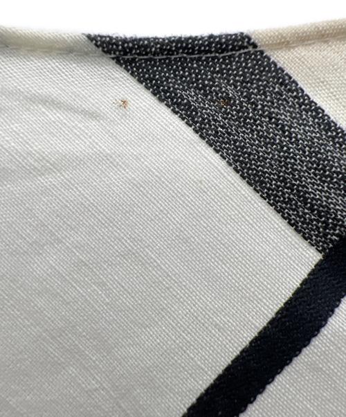 BURBERRY BLUE LABEL（バーバリー ブルー レーベル）BURBERRY BLUE LABEL (バーバリー ブルー レーベル) ノースリーブブラウス ホワイト サイズ:38の古着・服飾アイテム