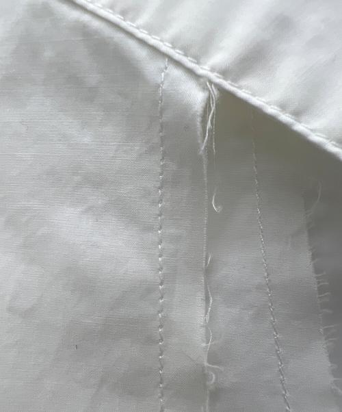 MM6 Maison Margiela（エムエムシックスメゾンマルジェラ）MM6 Maison Margiela (エムエムシックスメゾンマルジェラ) ノースリーブシャツ ホワイト サイズ:42の古着・服飾アイテム