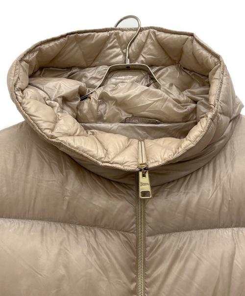 HERNO（ヘルノ）HERNO (ヘルノ) ダウンコート ベージュ サイズ:42の古着・服飾アイテム