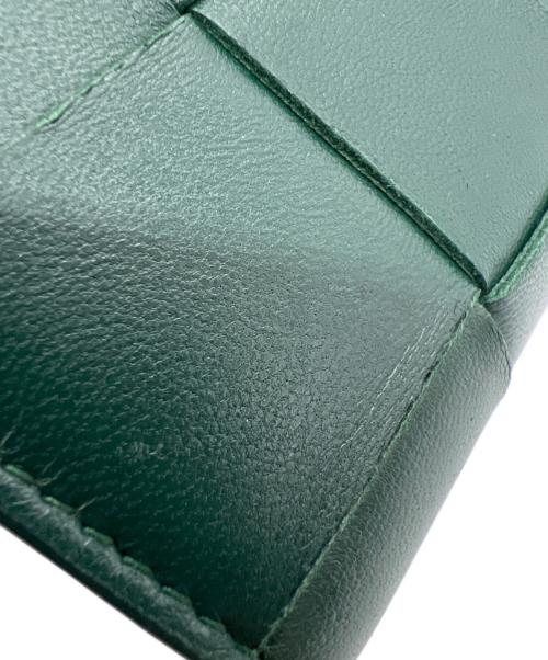 BOTTEGA VENETA（ボッテガベネタ）BOTTEGA VENETA (ボッテガベネタ) カセット スモール 二つ折りウォレット グリーンの古着・服飾アイテム