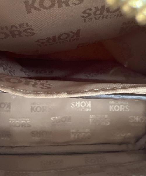 MICHAEL KORS（マイケルコース）MICHAEL KORS (マイケルコース) リュック ホワイト×ブラウンの古着・服飾アイテム