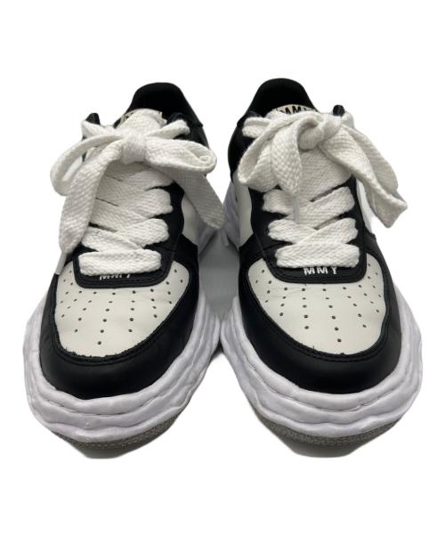 Maison MIHARA YASUHIRO（メゾン ミハラ ヤスヒロ）Maison MIHARA YASUHIRO (メゾン ミハラ ヤスヒロ) スニーカー　WAYNE LEATHER LOW ブラック×ホワイト サイズ:41の古着・服飾アイテム