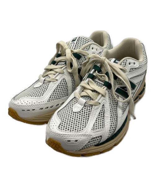 NEW BALANCE（ニューバランス）NEW BALANCE (ニューバランス) ローカットスニーカー ホワイト×グリーン サイズ:27.5の古着・服飾アイテム