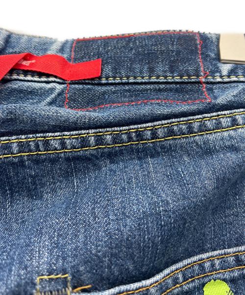 CUNE（キューン）CUNE (キューン) デニムパンツ インディゴ×グリーン サイズ:W28の古着・服飾アイテム