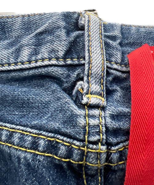 CUNE（キューン）CUNE (キューン) デニムパンツ インディゴ×グリーン サイズ:W28の古着・服飾アイテム