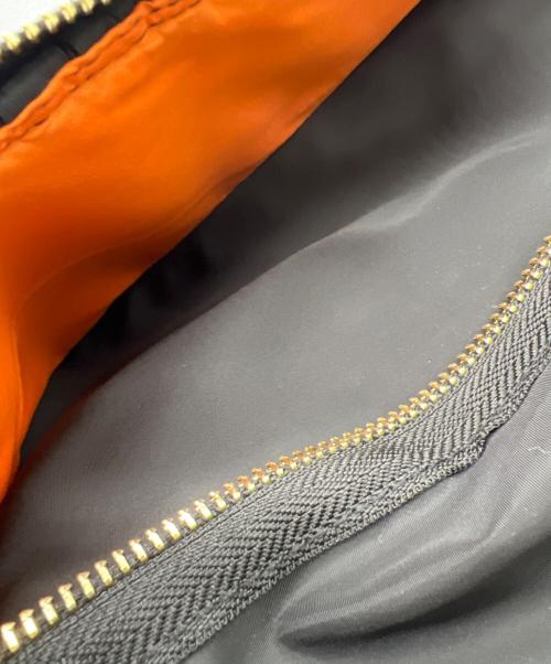 Risley（リズレー）Risley (リズレー) OUTDOOR PRODUCTS (アウトドア プロダクツ) トライアングルフリルバッグ ブラックの古着・服飾アイテム