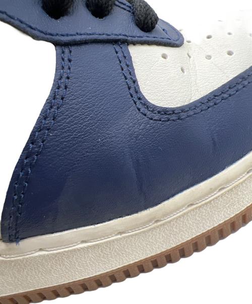 NIKE（ナイキ）NIKE (ナイキ) Air Force 1 Low College Pack ホワイト×ネイビー サイズ:26.5の古着・服飾アイテム