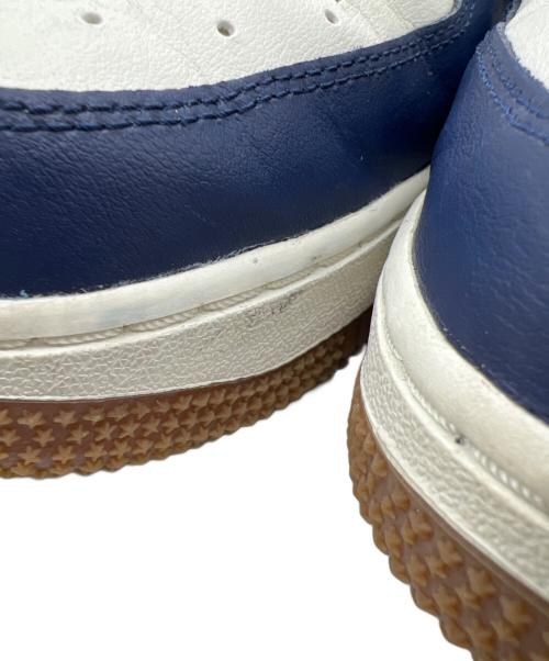 NIKE（ナイキ）NIKE (ナイキ) Air Force 1 Low College Pack ホワイト×ネイビー サイズ:26.5の古着・服飾アイテム