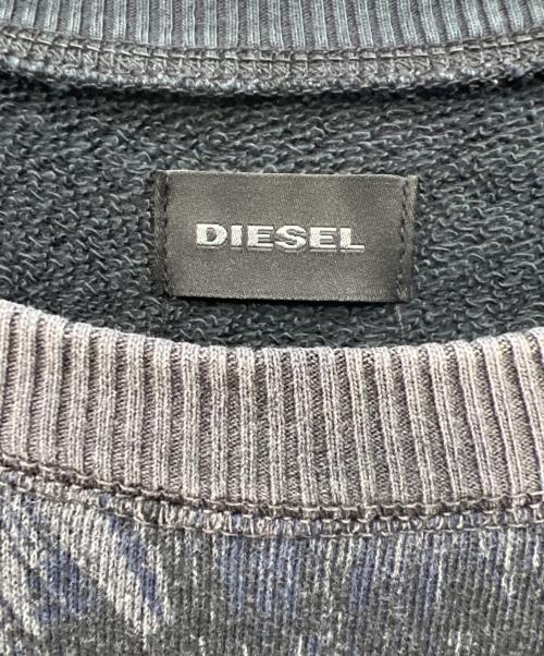 DIESEL（ディーゼル）DIESEL (ディーゼル) クルーネックスウェット グレー サイズ:Lの古着・服飾アイテム