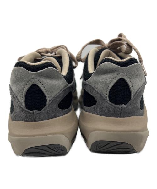 NEW BALANCE（ニューバランス）NEW BALANCE (ニューバランス) Warped Runner グレー×ベージュ サイズ:26.5の古着・服飾アイテム